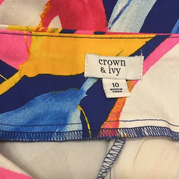 Crown & Ivy Tropical Colorful Pull On Skort - Picture 6 of 8